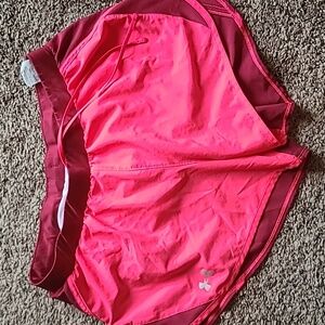 Womens Under Armour run shorts